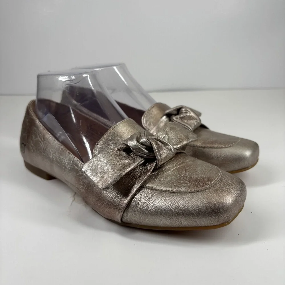 Born Carrine Women's US 7.5M Pewter Metallic Leather Bow Comfort Slip-On Loafers